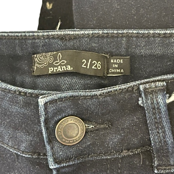 Prana Woman’s Button Fly Dark Wash Blue Straight Denim Jeans Size 2/26 - Picture 6 of 6